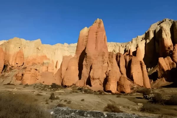 Upper-Mustang's-unique-desert-landscape-and-rock-formations