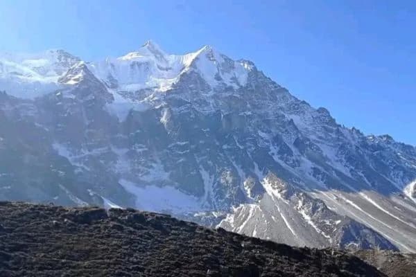 Mount Manaslu (8,163 m)