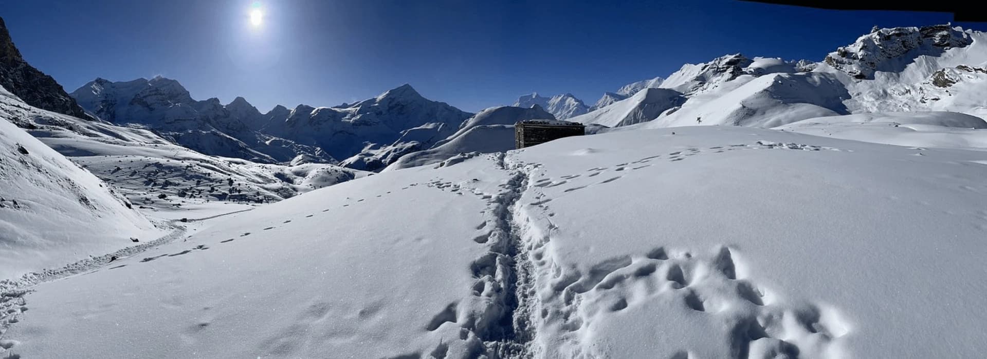 On-the-way-to-crossing-thorongla-pass