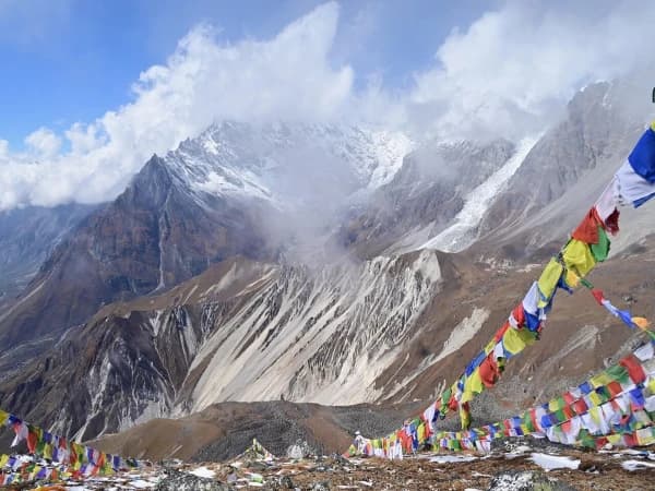 Trekking Langtang Valley
